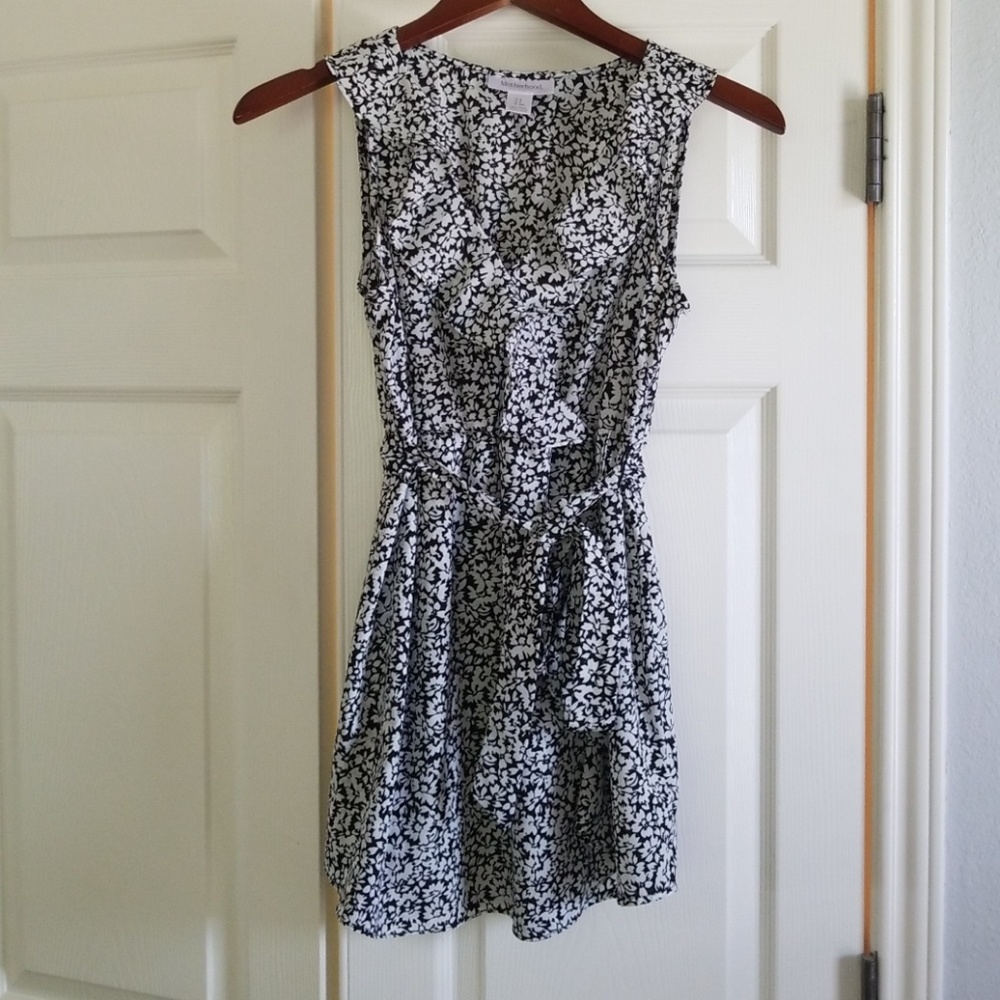 Motherhood Maternity ruffle dress top